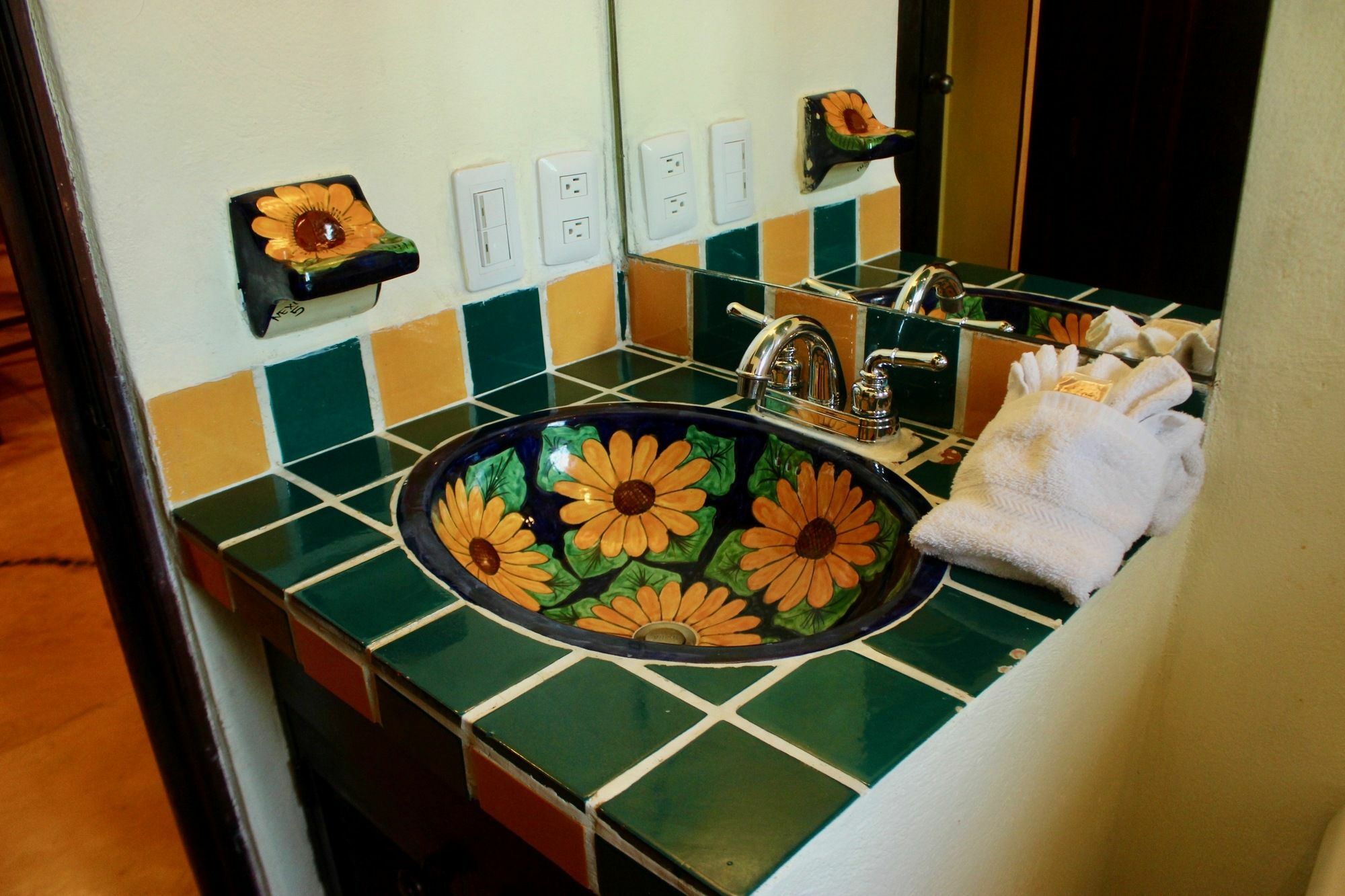 Eclipse - Afordable Condo For 4 Playa del Carmen Bagian luar foto